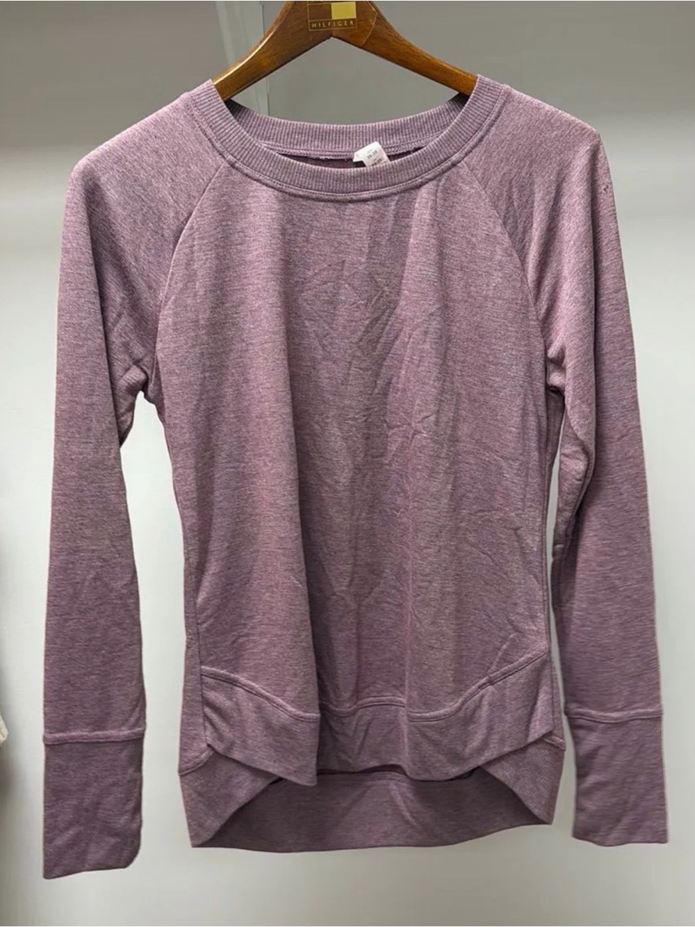 Women’s Heathered Mauve Long-Sleeve Pullover Top